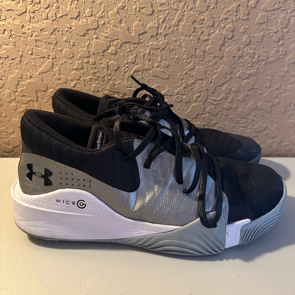 Under Armour Basketball Shoes